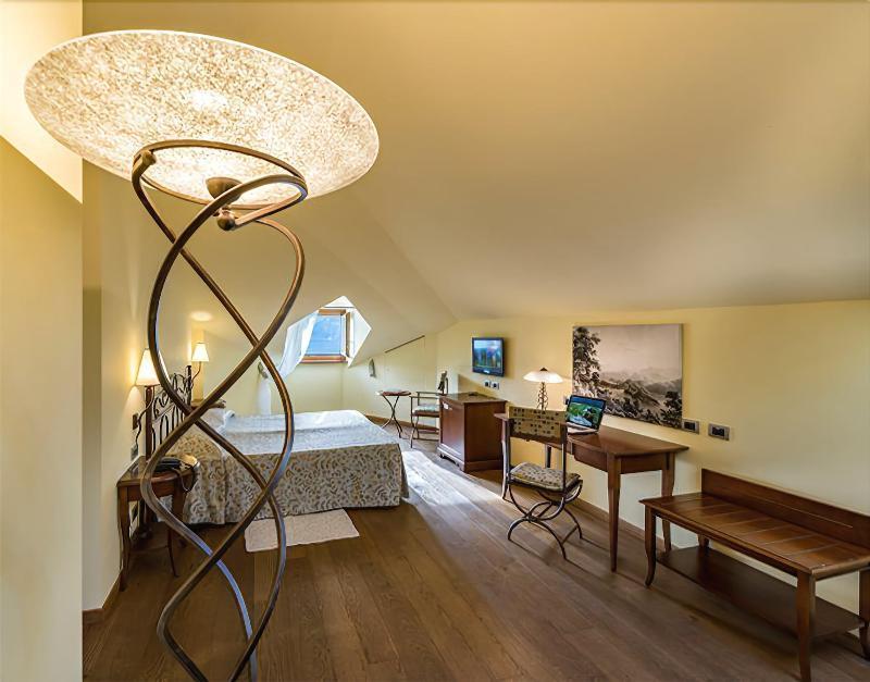 La Darsena Boutique Hotel & Restaurant Tremezzo Εξωτερικό φωτογραφία